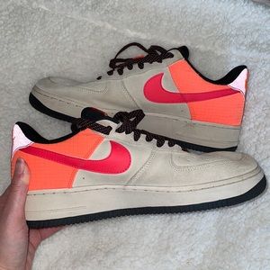 NIKE sneakers
